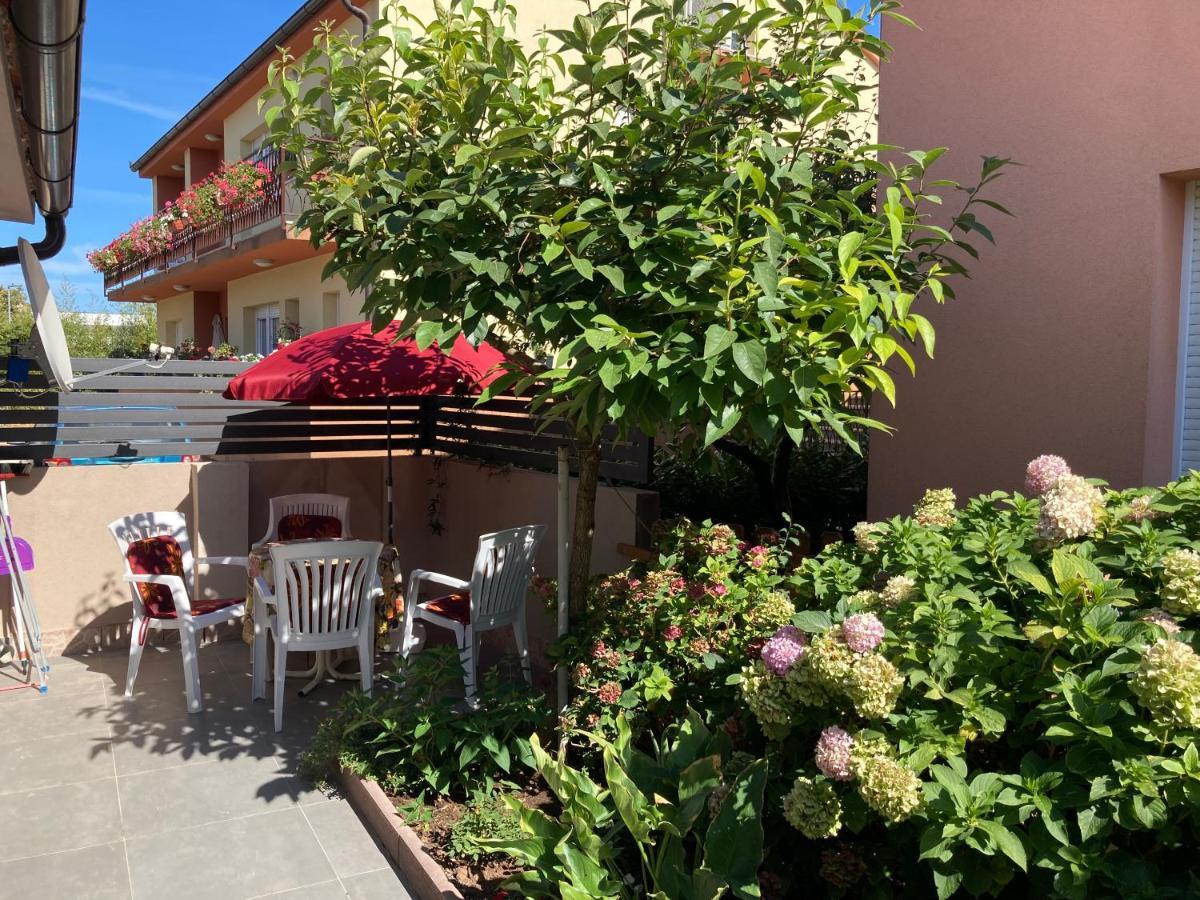 Kuca Eda Villa Пула Екстериор снимка